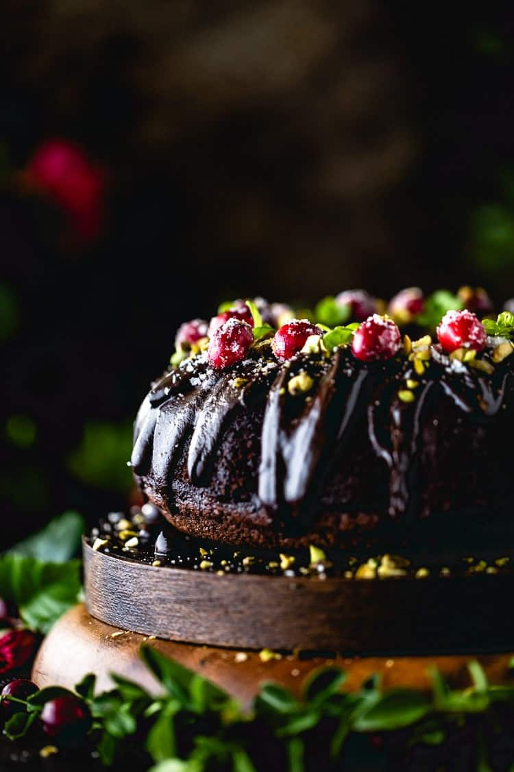 Christmas Chocolate Bundt Cake - Chocolate Peppermint ...