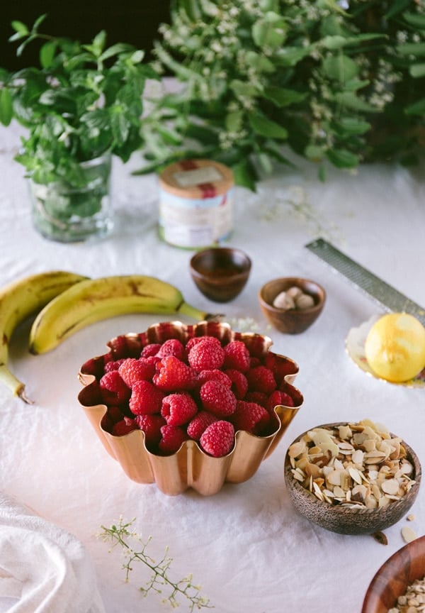 Ingredients to make Almond and Raspberry Breakfast Bars