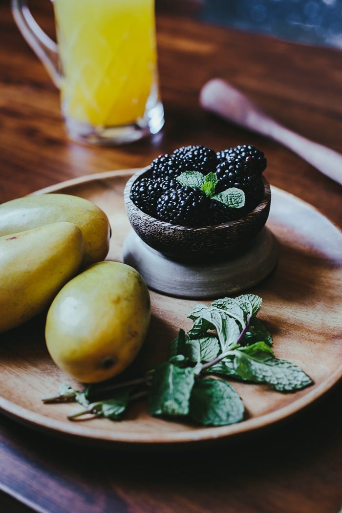 Mango and Blackberry Vodka Cooler 