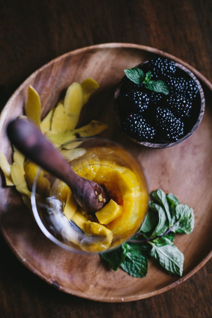 Mango and Blackberry Vodka Cooler 