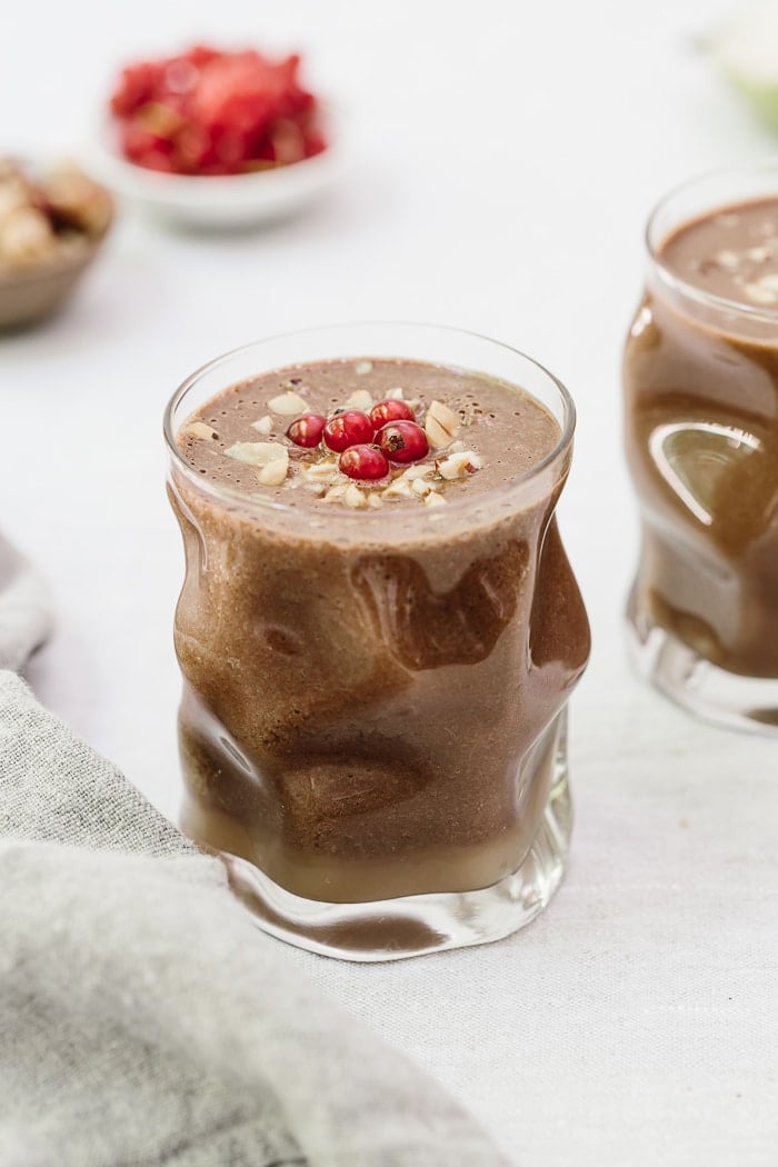 Nutella Lovers Vegan and Date Sweetened Healthy Chocolate Smoothie Recipe