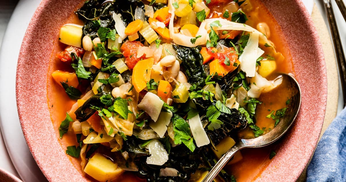 Tuscan Kale Soup with White Beans - Foolproof Living