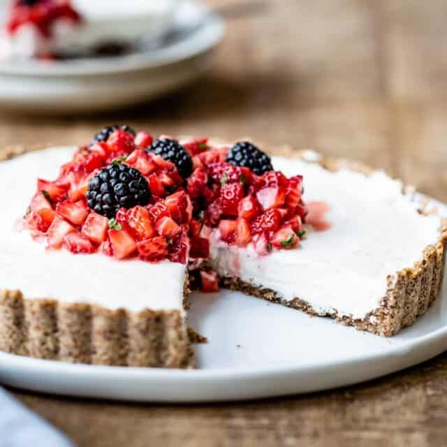 Strawberry Mascarpone Tart Recipe (GF & Paleo) - Foolproof Living