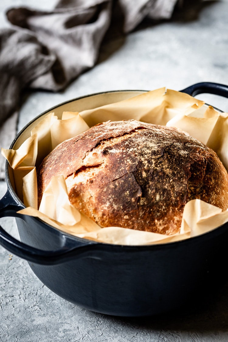 No Knead Artisan Bread Recipe Crusty Bread In Dutch Oven Foolproof 