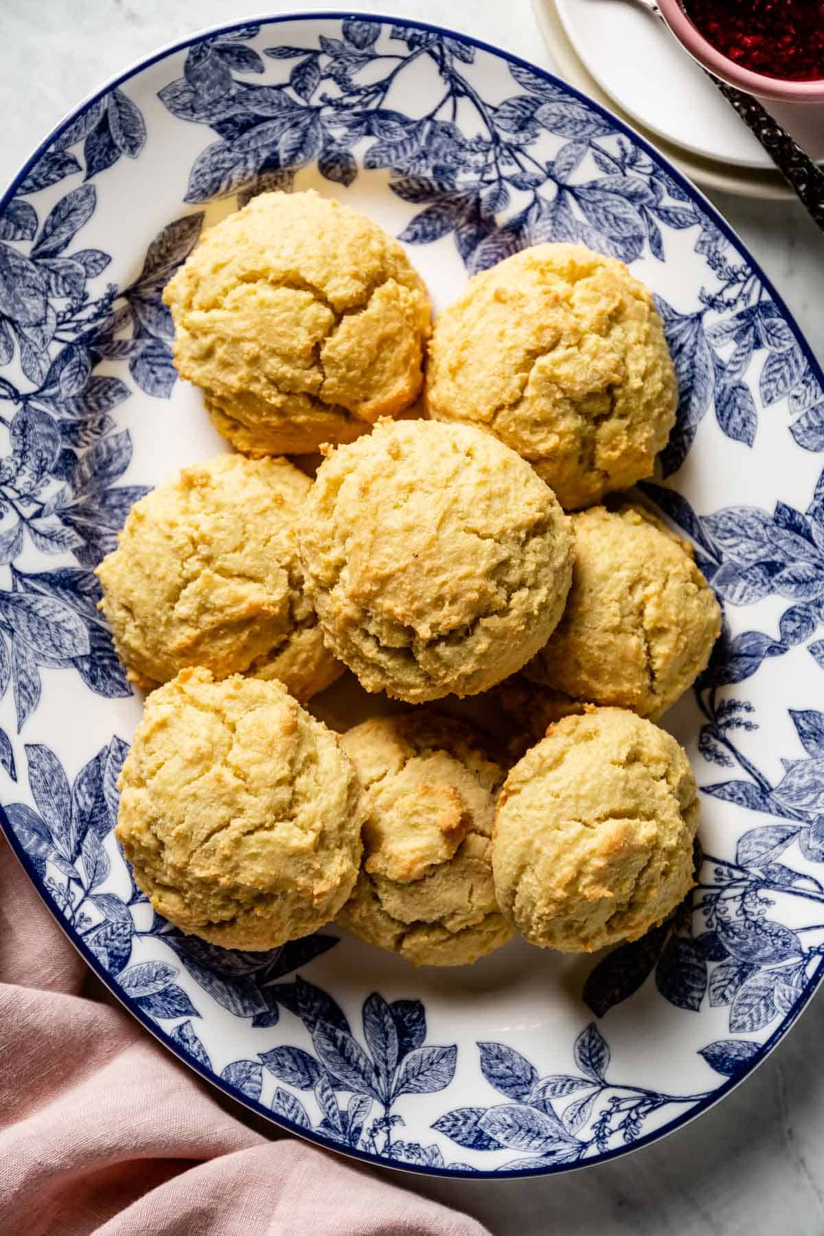 grain free biscuits with almond flour are on a plate from the top view