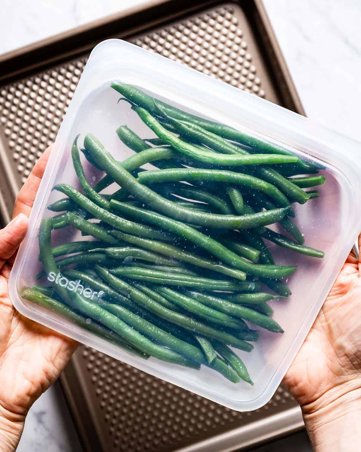 storing green beans in a plastic pouch
