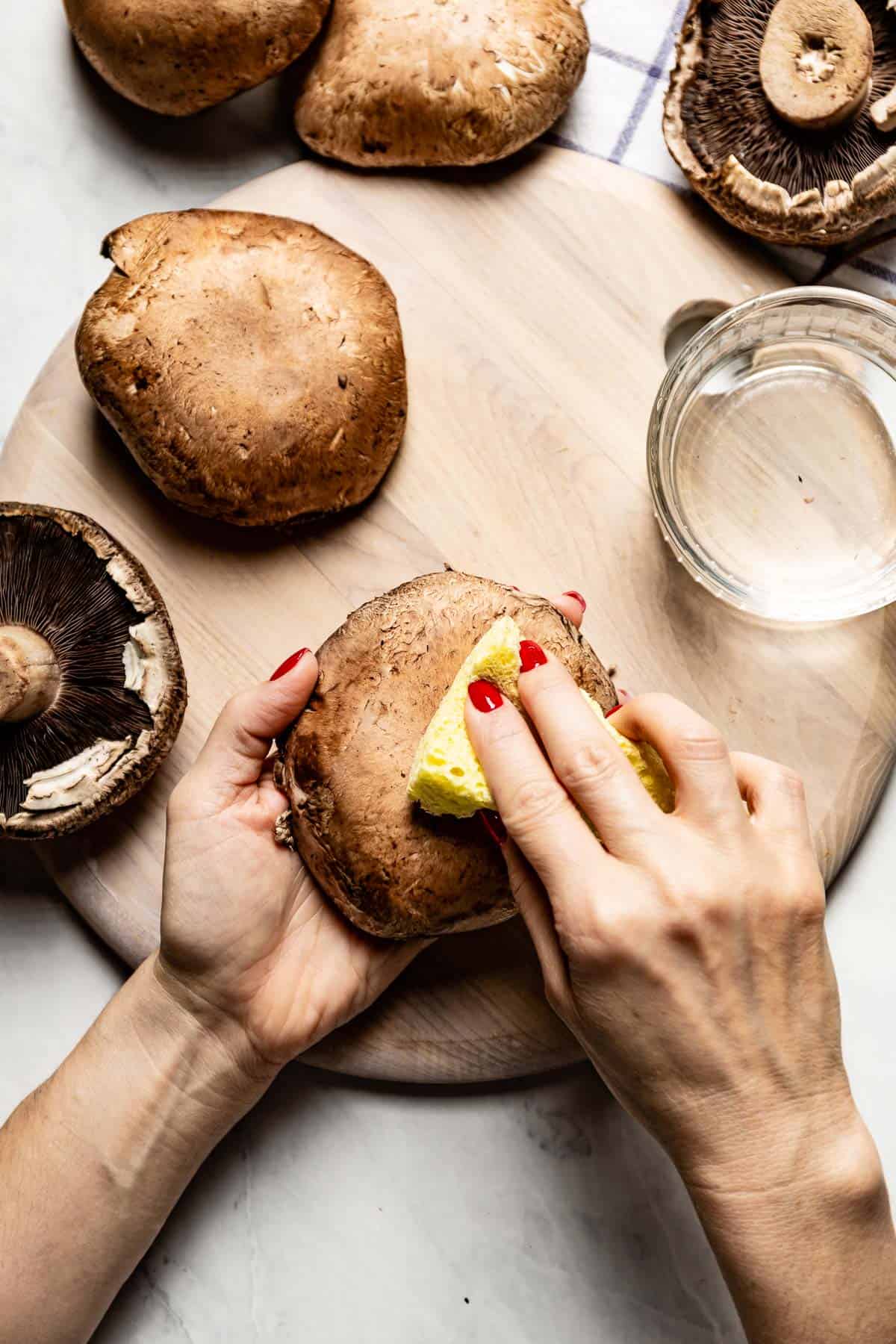 How To Clean Portobello Mushrooms - Foolproof Living