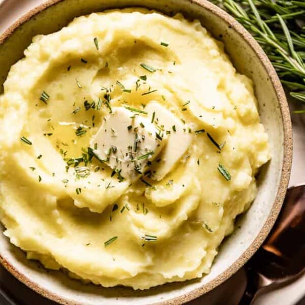 Rosemary mashed potatoes from the top view.