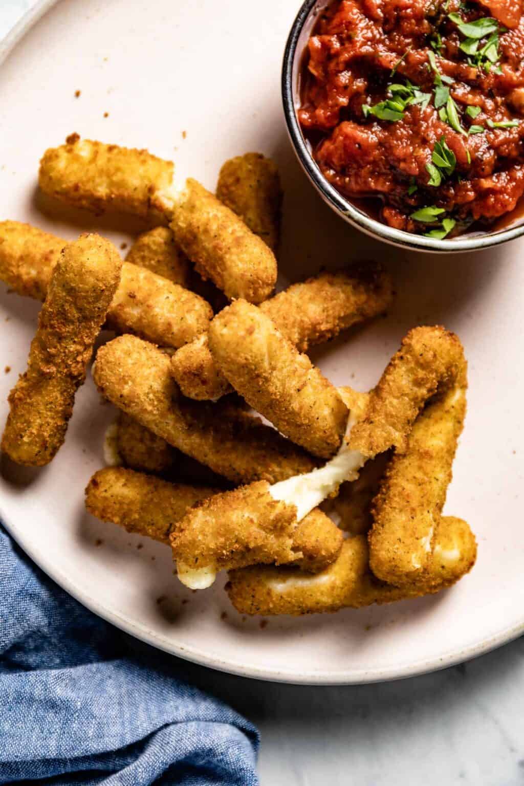 Air Fryer Frozen Mozzarella Sticks - Foolproof Living