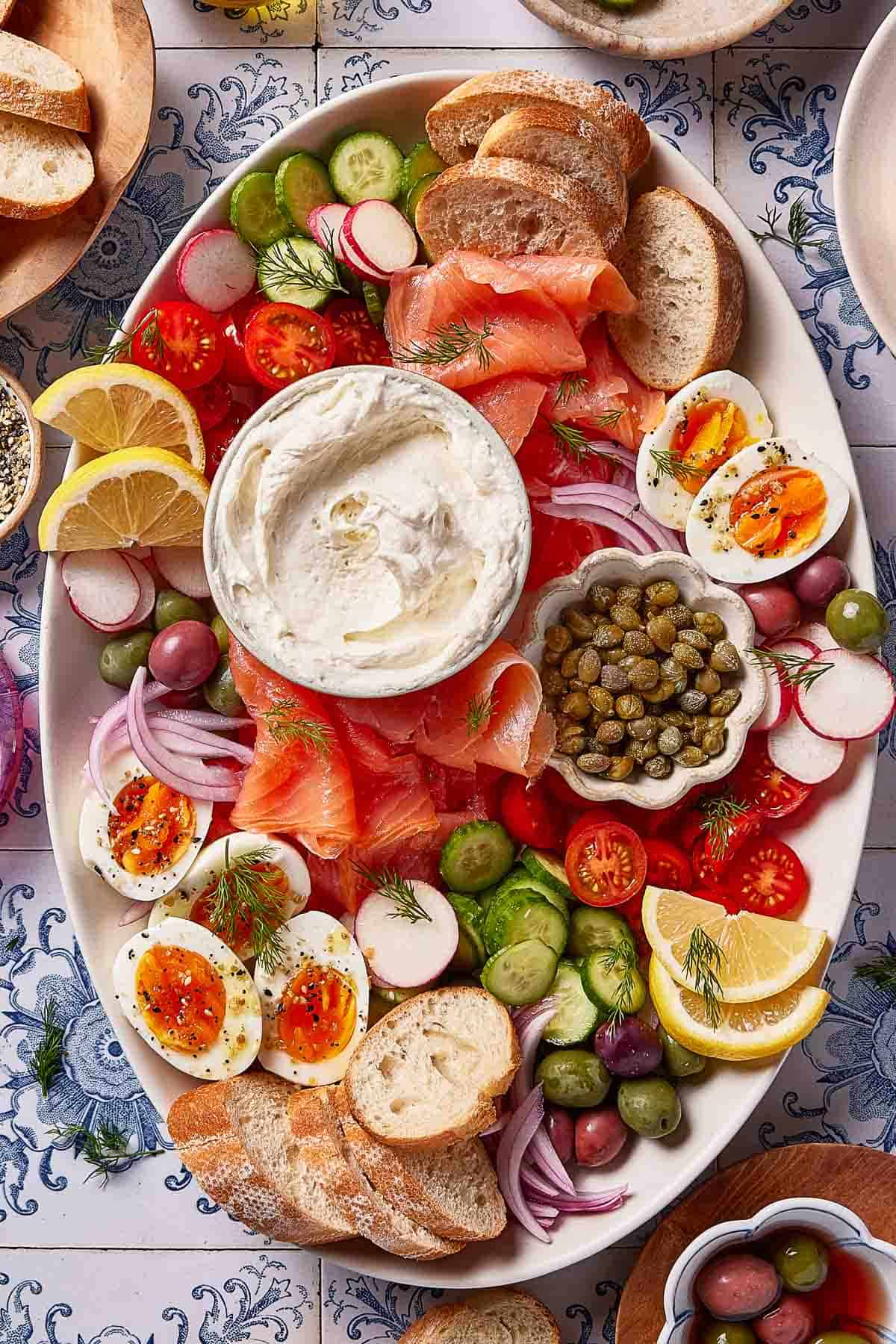 Smoked salmon appetizer platter from the top view.